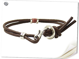 �{�v���V���o�[�u���X���b�g�F�����Yor���f�B�[�X