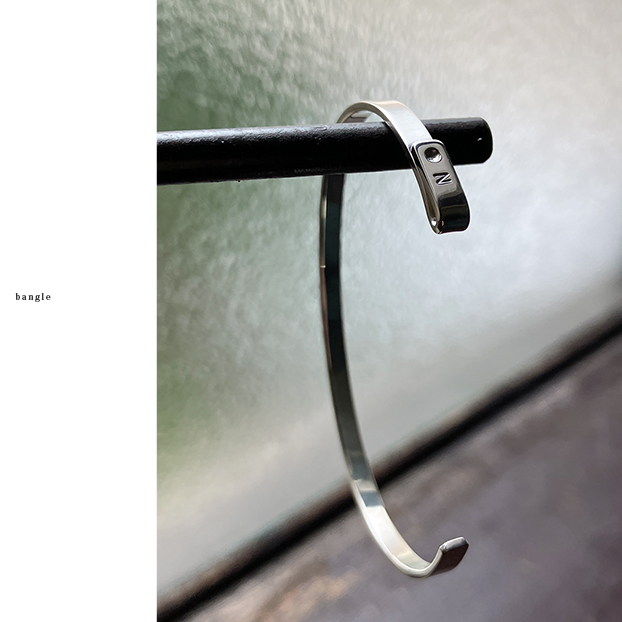 �V��V���o�[�u���X���b�g���������