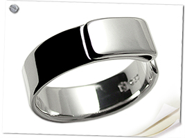 ���ʃV���o�[�����O�^���j�Z�b�N�X�A���f�B�[�X